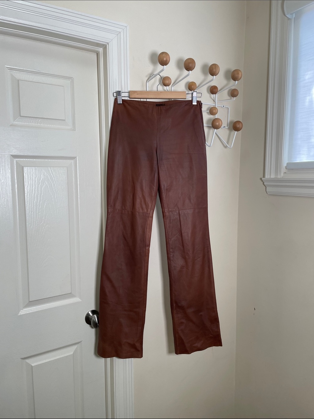 Danier Y2K Vintage Straight Leather Low Rise Pants Brown - 2 or 28x31